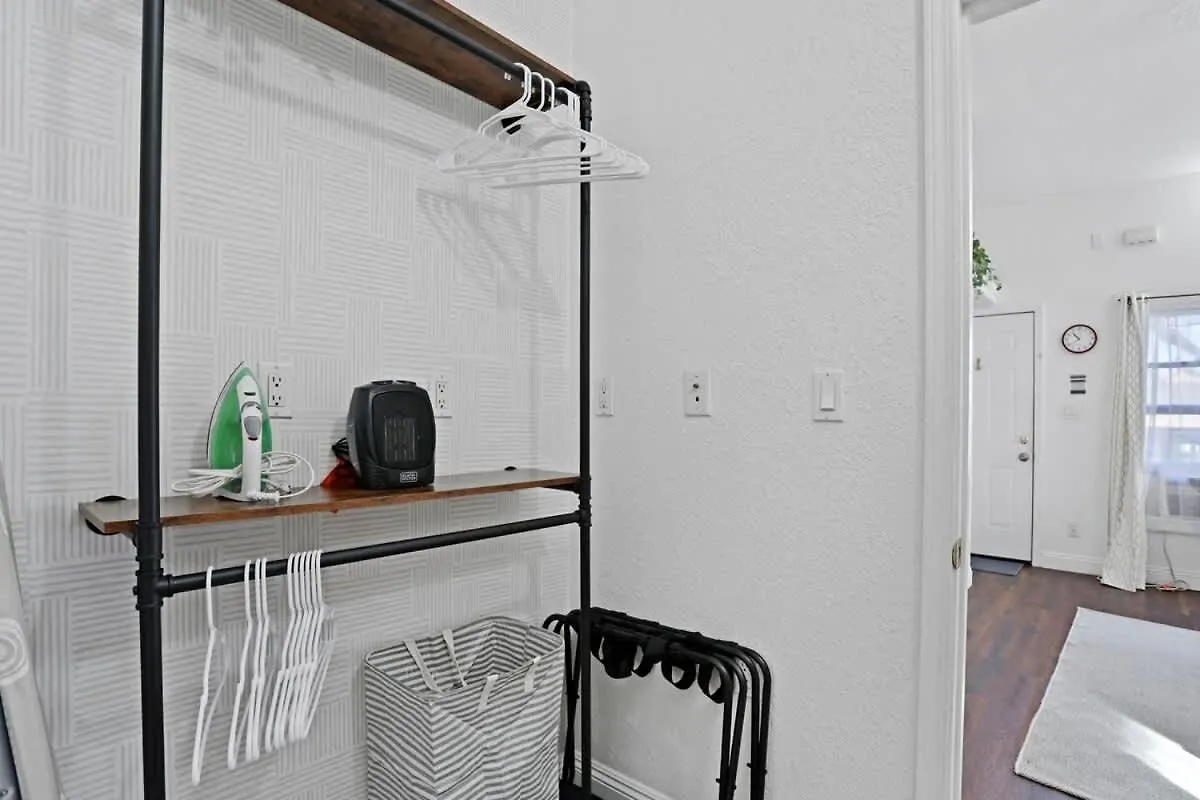 Apartment Cozy Upstairs Studio Near Downtown And The River Sacramento