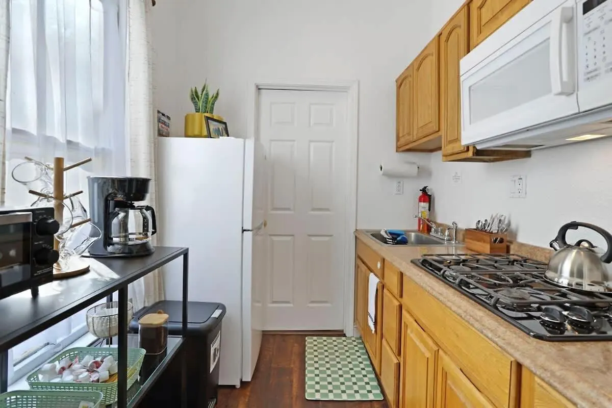 Apartment Cozy Upstairs Studio Near Downtown And The River Sacramento