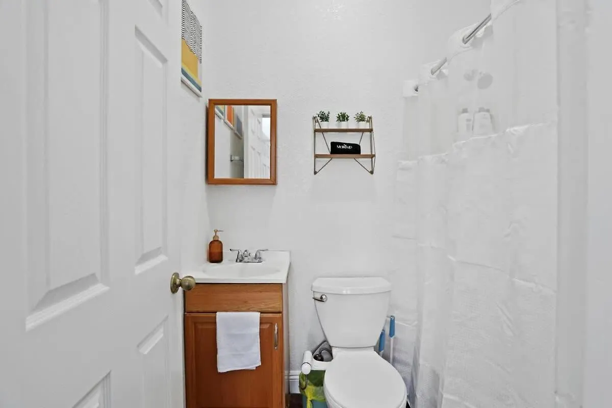 Apartment Cozy Upstairs Studio Near Downtown And The River Sacramento United States